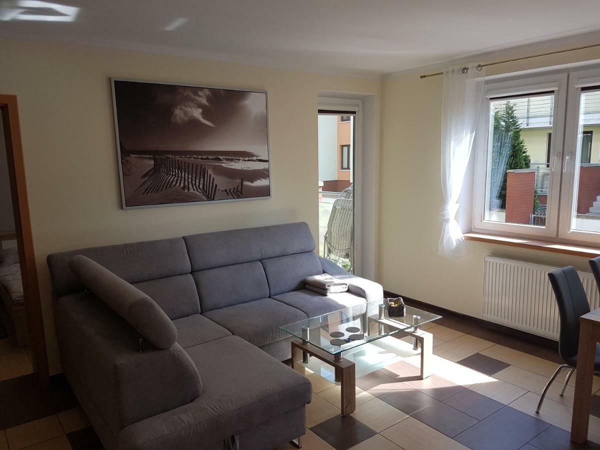 Apartament z ogródkiem Pomerania Kołobrzeg Exterior foto